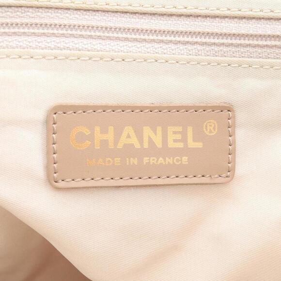 CHANEL Pink Leather Tote Bag - Picture 5 of 9